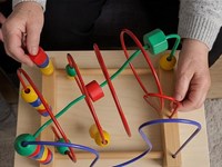 Estimulación cognitiva en mayores: qué es y por qué es clave en el cuidado diario